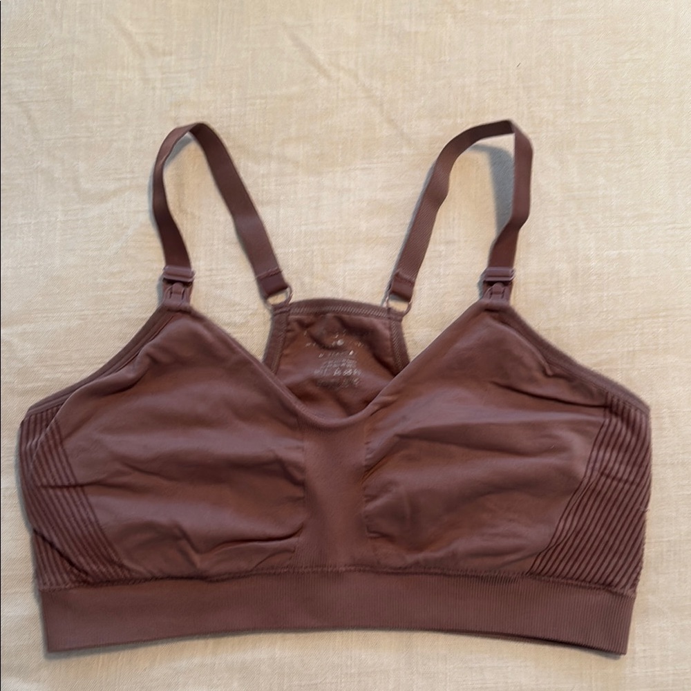 Kindred Bravely sports Pumping & Nursing  Bra